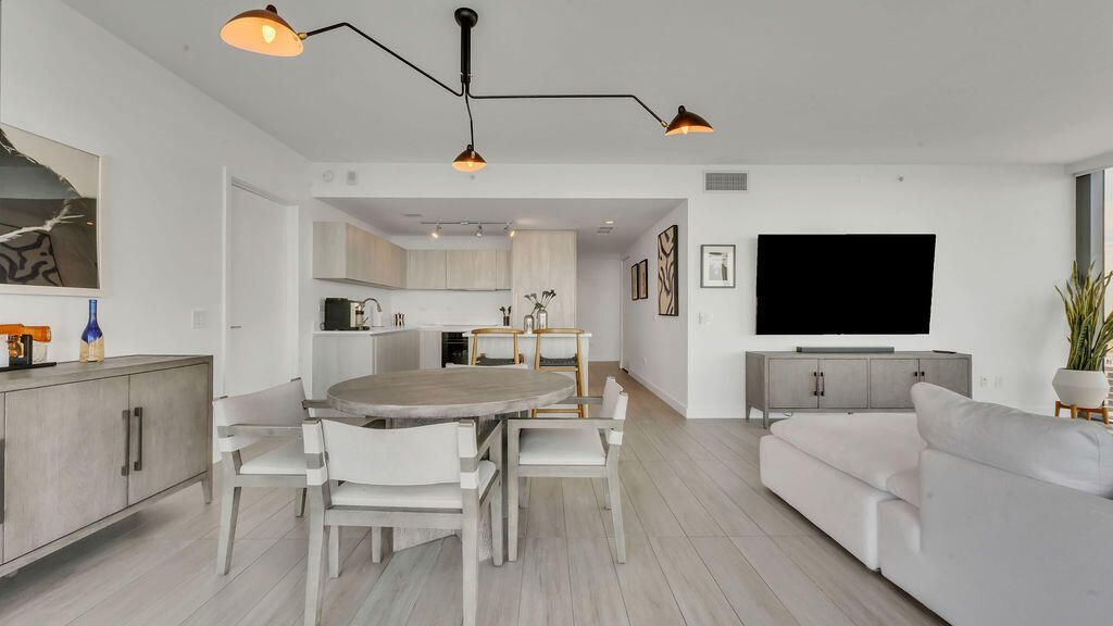 3131 NE 7th Avenue, Unit 2206, Miami, FL 33137 Photo
