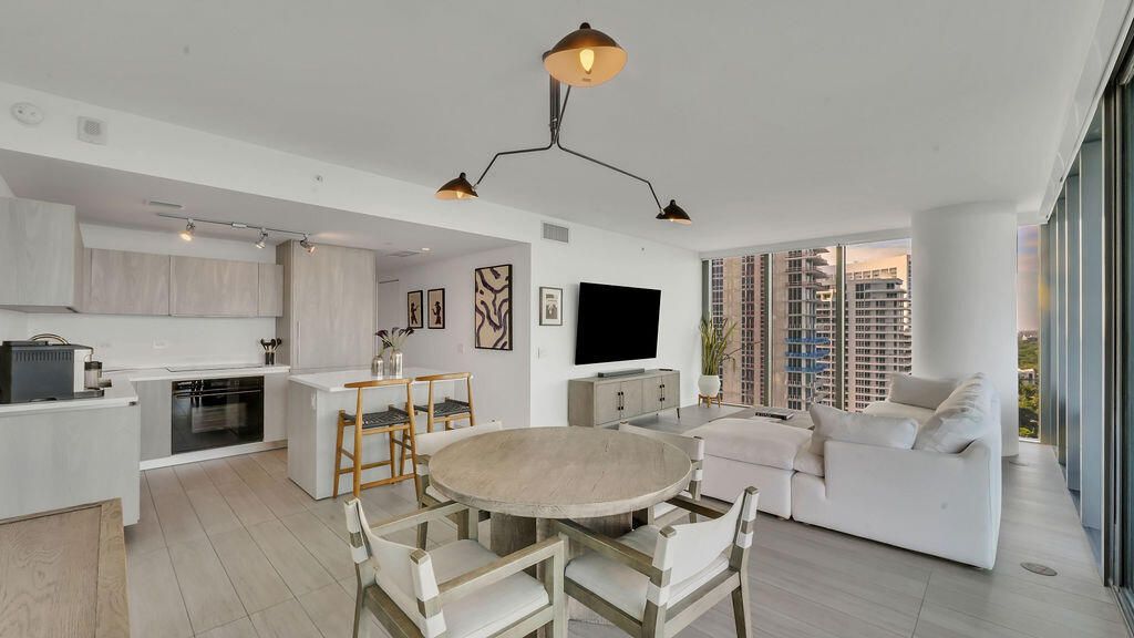 3131 NE 7th Avenue, Unit 2206, Miami, FL 33137 Photo