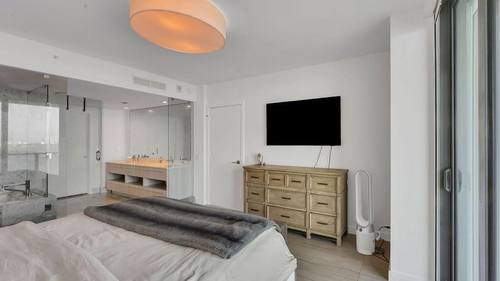 3131 NE 7th Avenue, Unit 2206, Miami, FL 33137 Photo