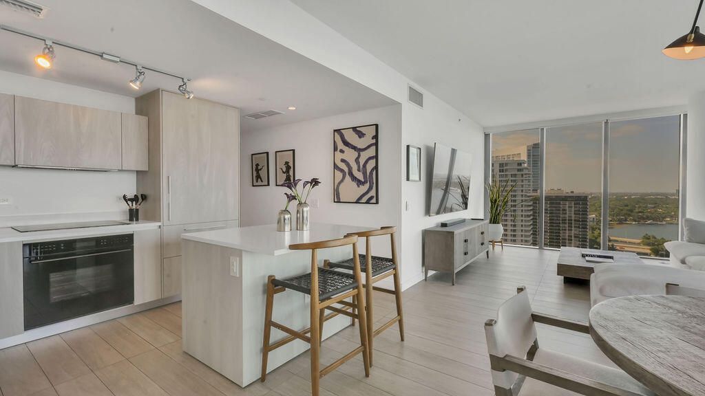 3131 NE 7th Avenue, Unit 2206, Miami, FL 33137 Photo