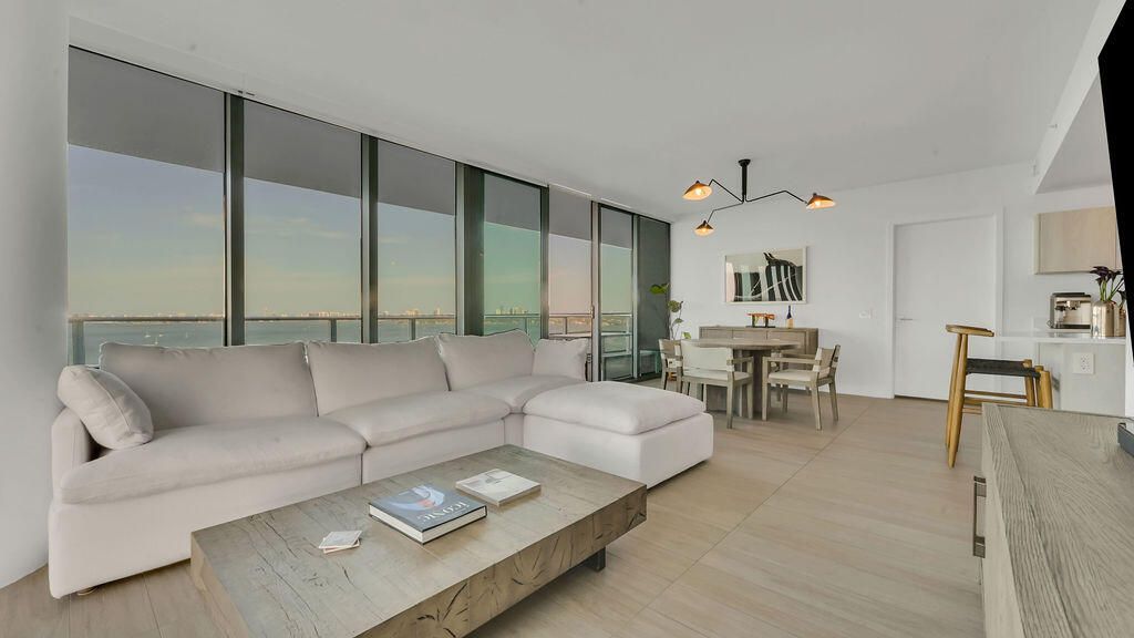 3131 NE 7th Avenue, Unit 2206, Miami, FL 33137 Photo