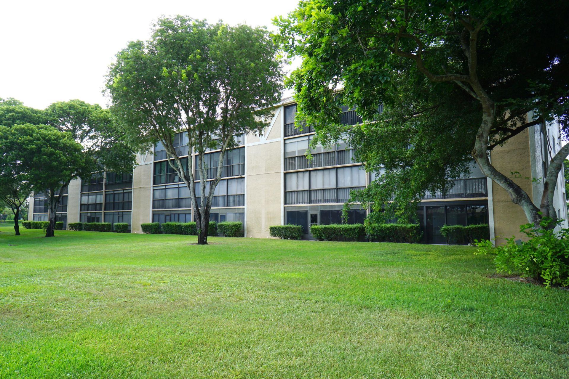 7286 Huntington Lane, Unit 306, Delray Beach, FL 33446 Photo