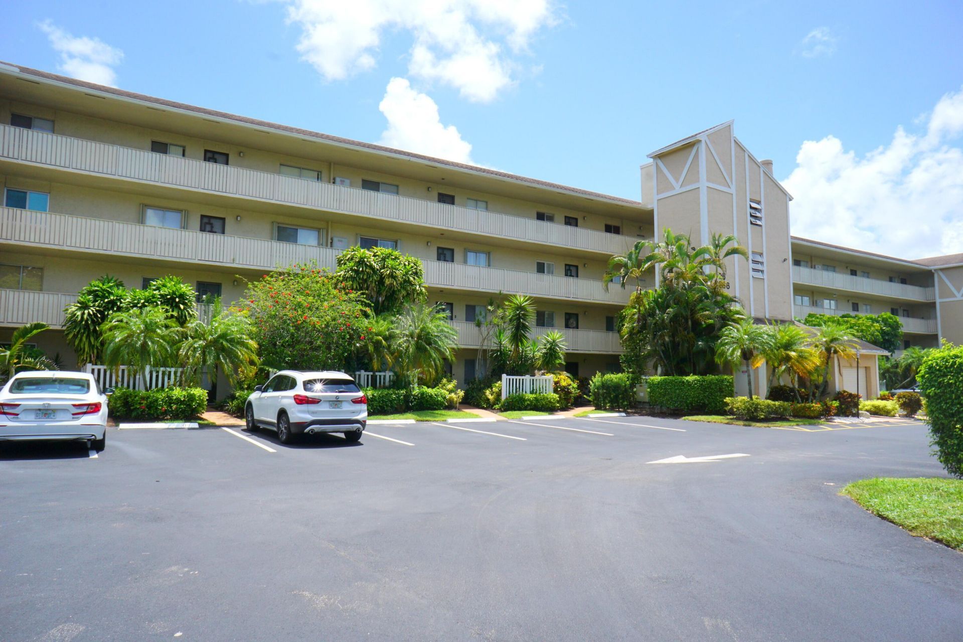7286 Huntington Lane, Unit 306, Delray Beach, FL 33446 Photo