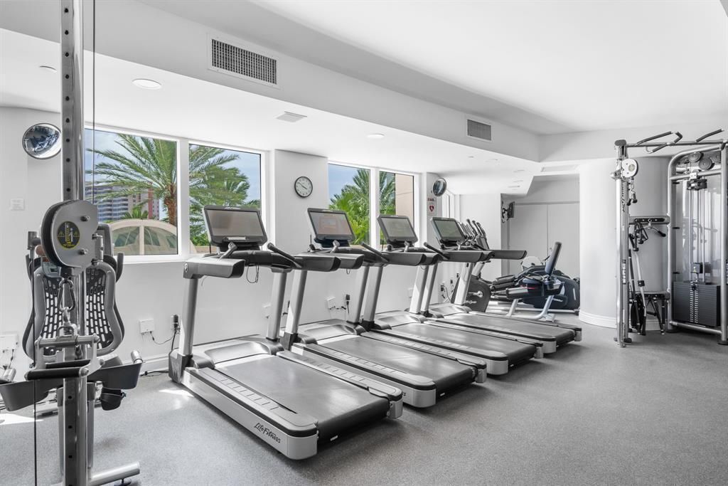 3200 N Ocean Boulevard, Unit 607, Fort Lauderdale, FL 33308 Photo