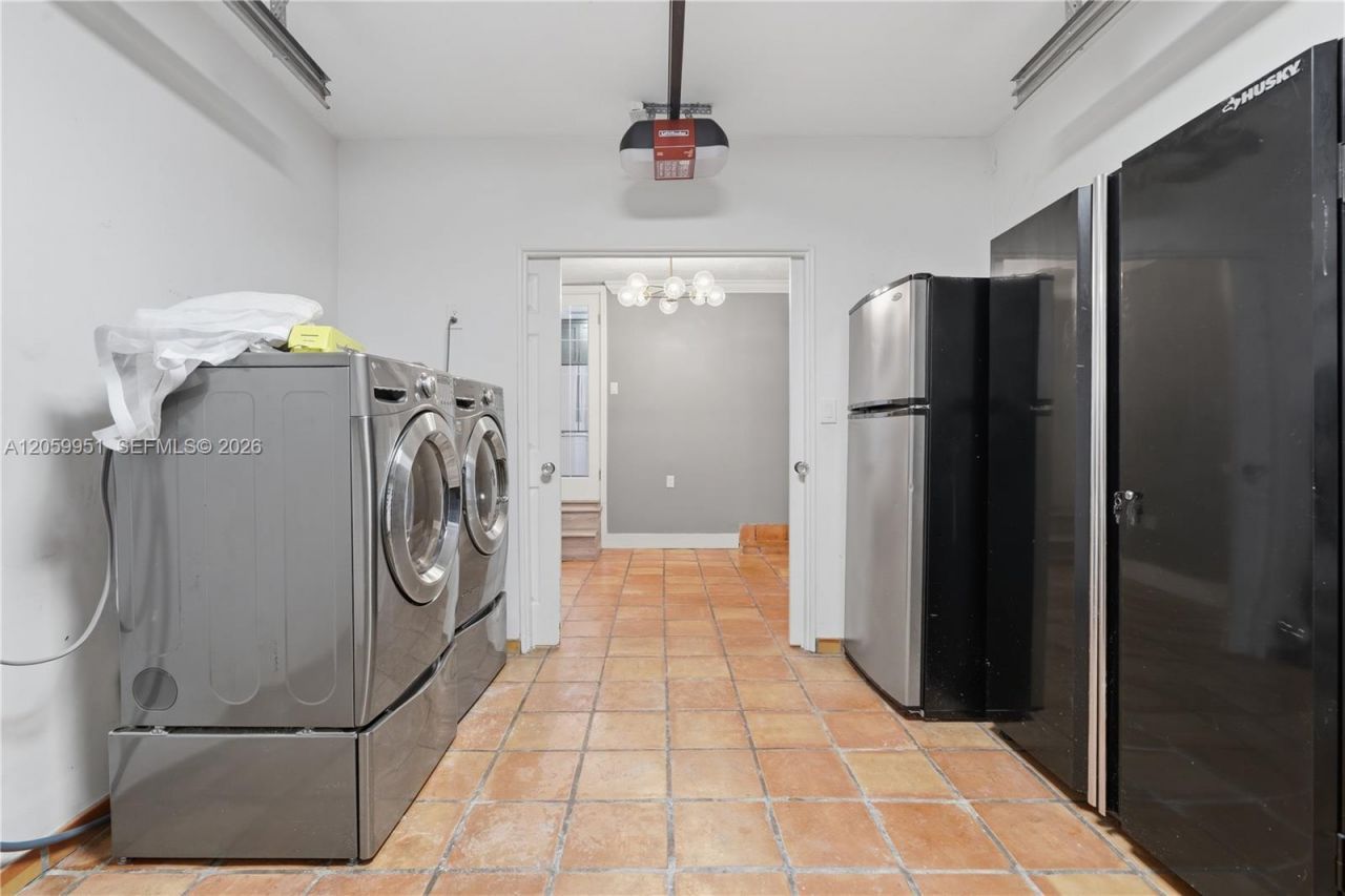 110 N 16th Ave, Hollywood, FL 33020 Photo