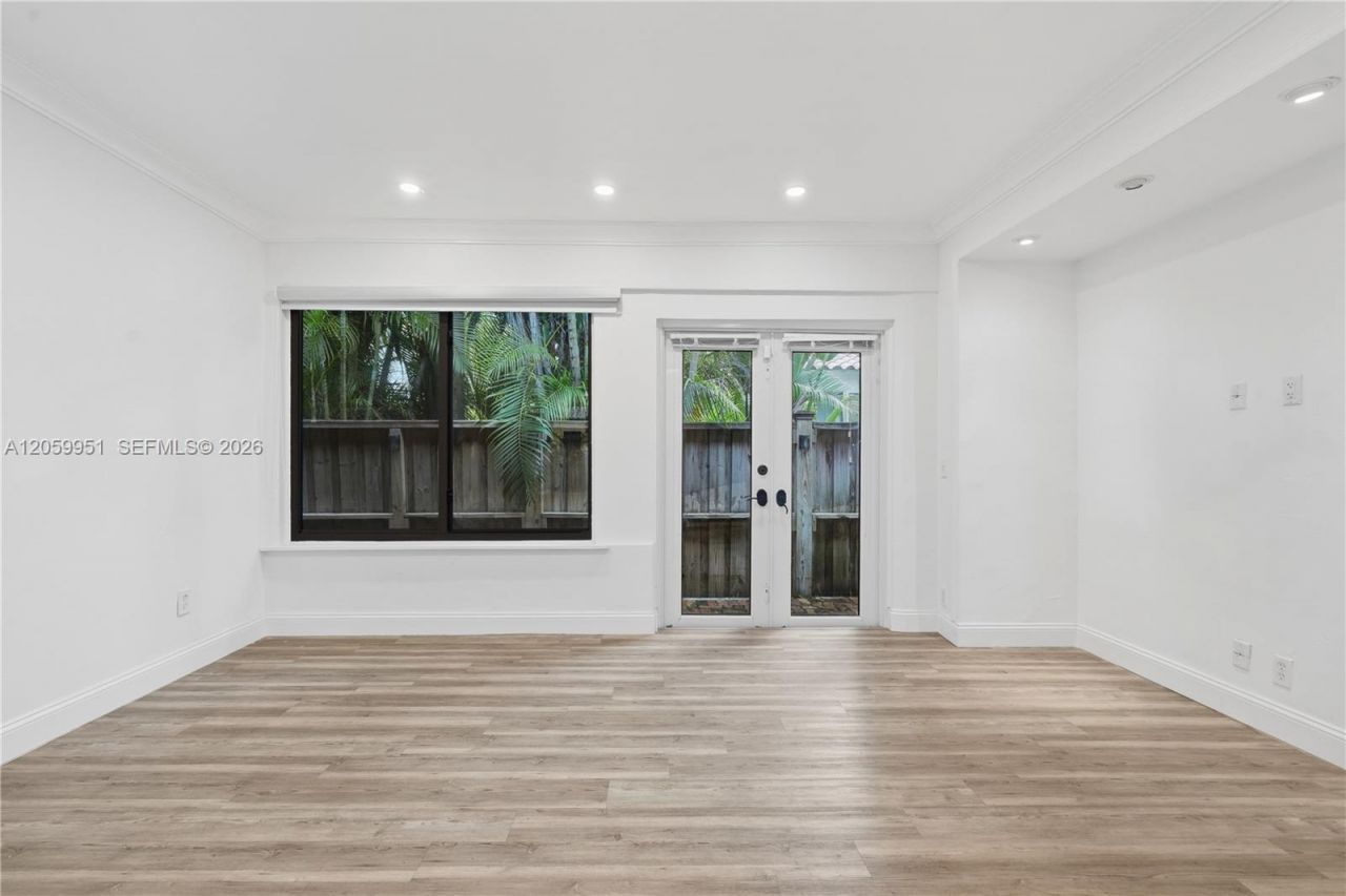 110 N 16th Ave, Hollywood, FL 33020 Photo