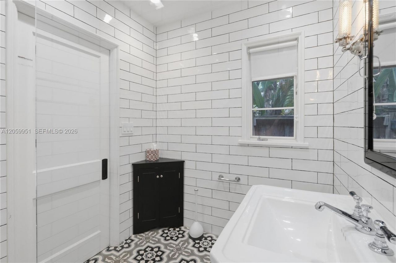 110 N 16th Ave, Hollywood, FL 33020 Photo