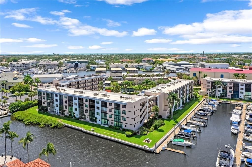 807 River Point Dr , Unit 102D, Naples, FL 34102 Photo
