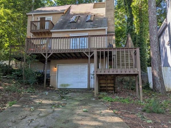 8447 Lake Drive, Snellville, GA 30039