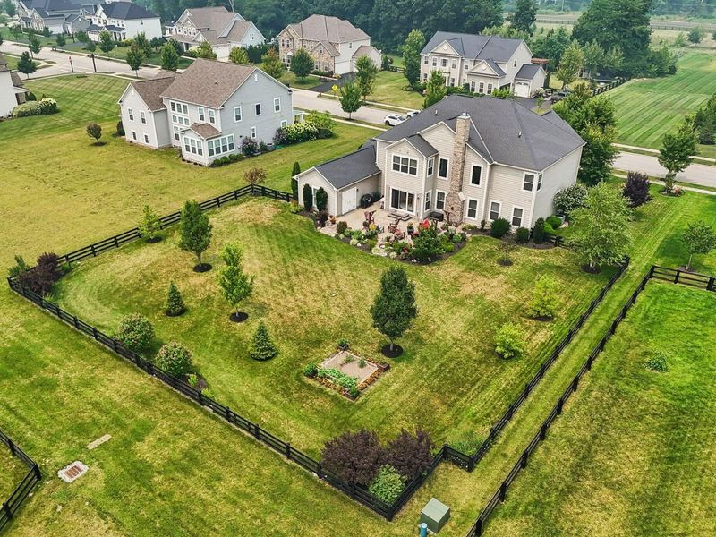 727 Regency Bend, Delaware, OH 43015 Photo 96