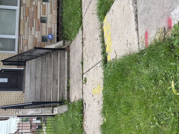 8955 S May Street S, Chicago, IL 60620