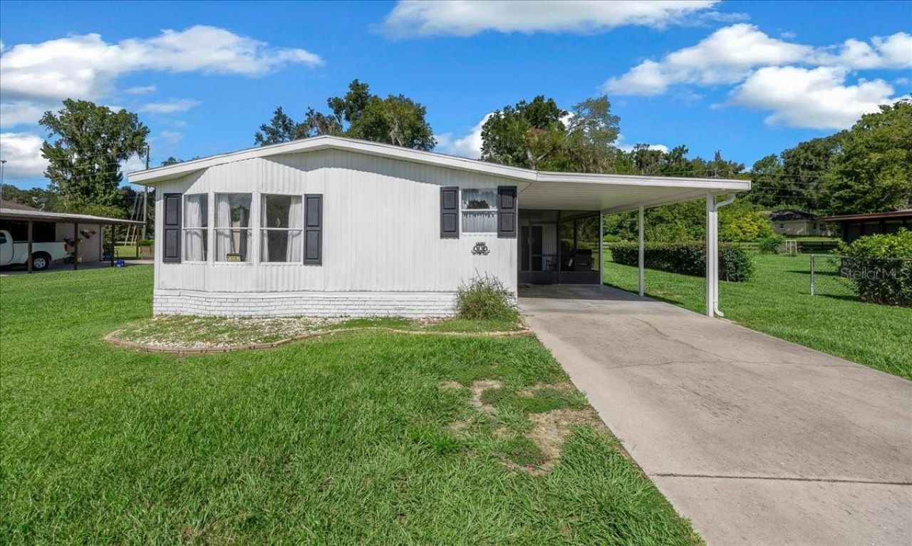 13082 SE 47th Court, Belleview, FL 34420 Main Photo