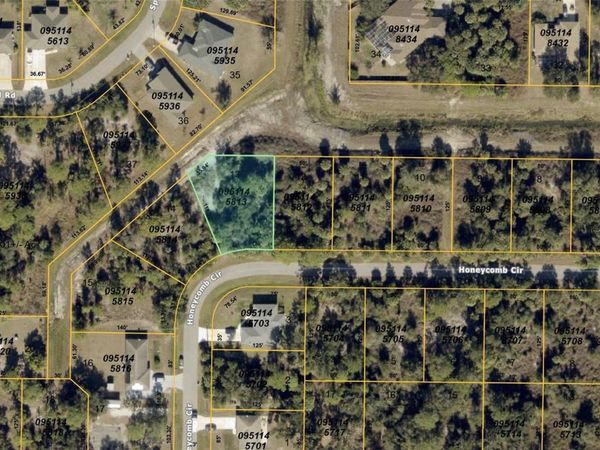 HONEYCOMB CIRCLE , NORTH PORT, FL 34291
