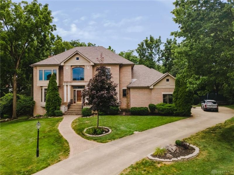 65 N Countryside Drive, Troy, OH 45373 Photo 2