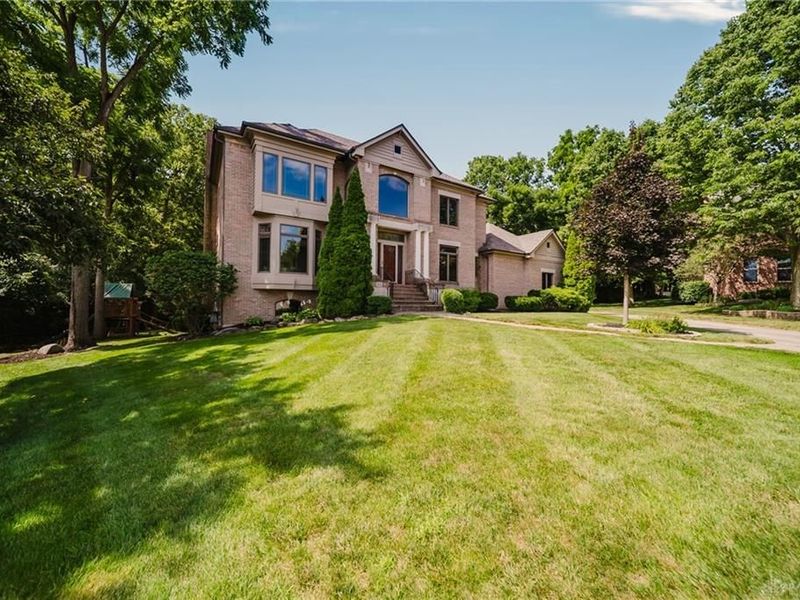 65 N Countryside Drive, Troy, OH 45373 Photo 4