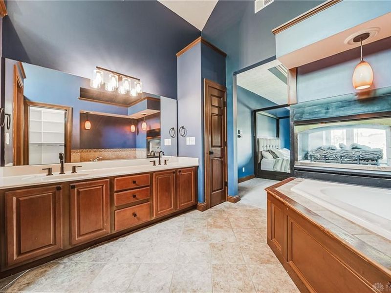 65 N Countryside Drive, Troy, OH 45373 Photo 40