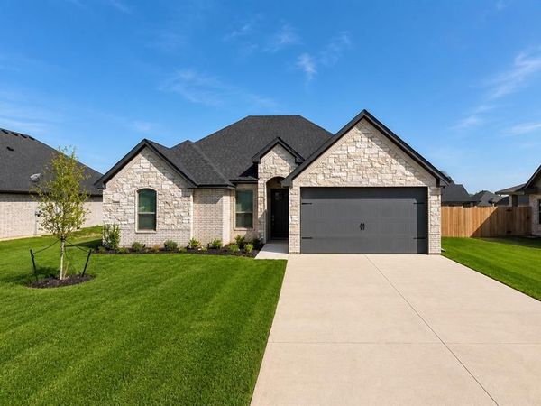 3321 Arrow Creek Drive , Granbury, TX 76049