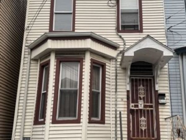 14 Wakeman Ave, Newark, NJ 07104