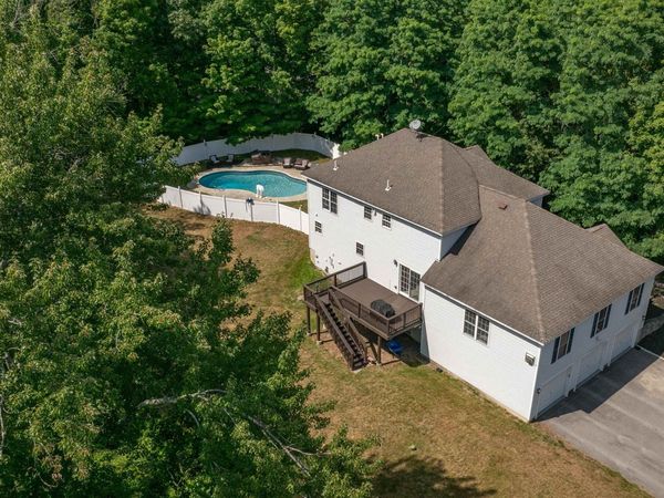 141 Paige Hill Road, Goffstown, NH 03045