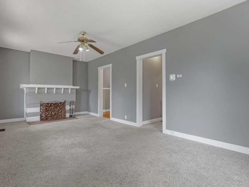 576 Hudson Avenue , Newark, OH 43055 Photo 3