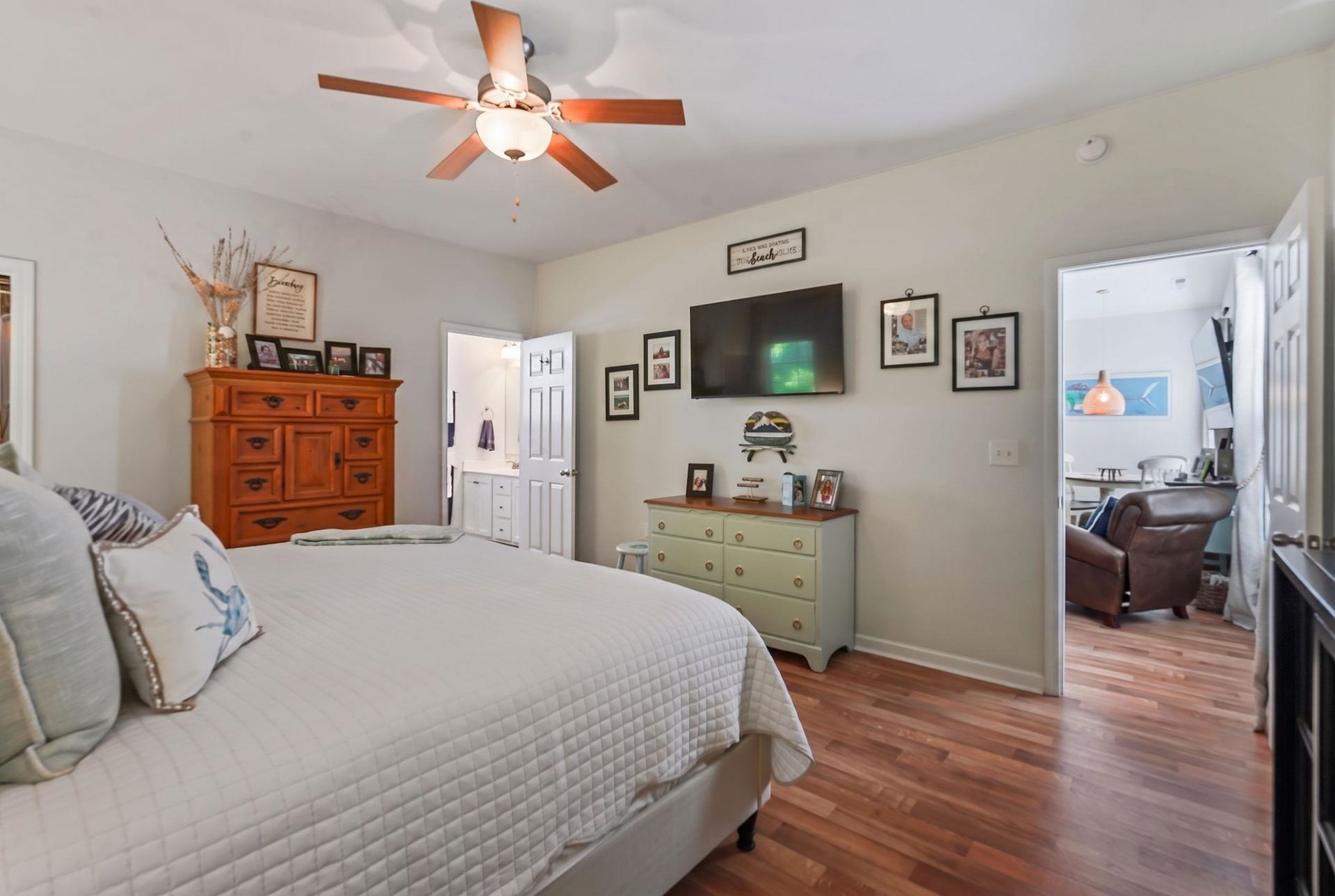 71 Weatherboard Ct.  Photo 13