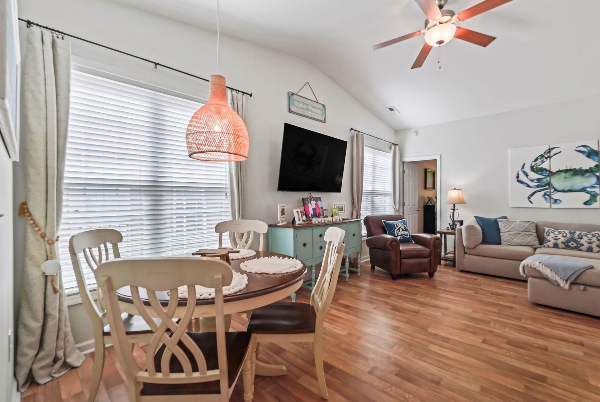 71 Weatherboard Ct.  Photo 8