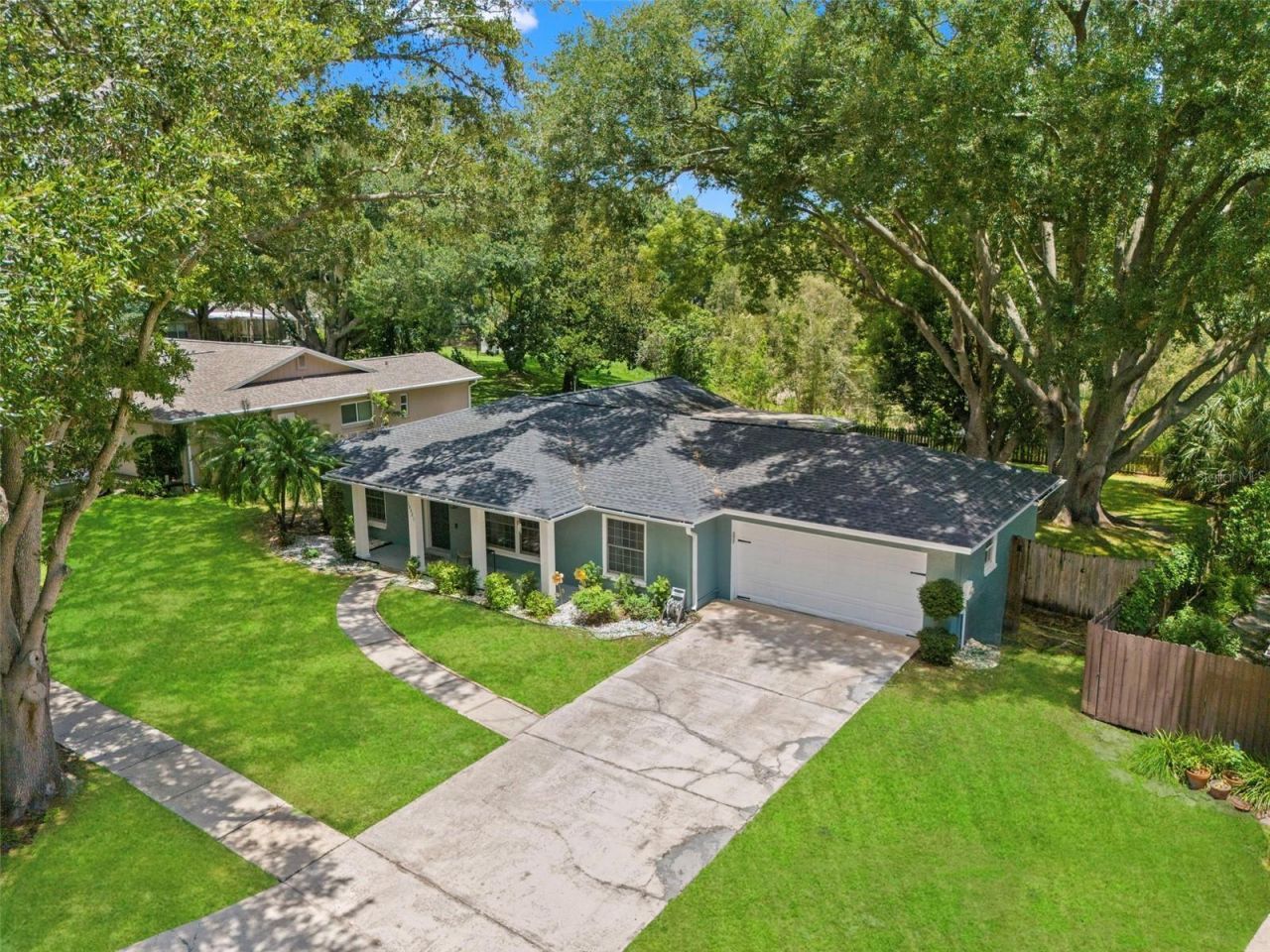 15521 Wetstone Drive, Tampa, FL 33613 Photo