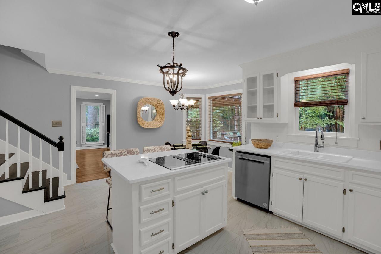 202 Archers Court  Photo 12