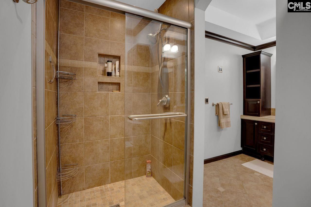 202 Archers Court  Photo 24