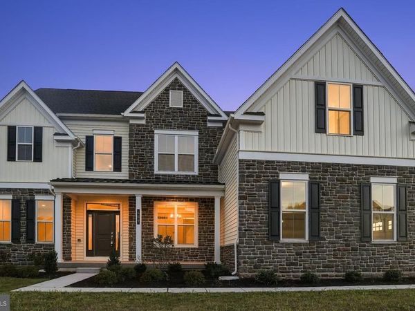 409 LONGVIEW DRIVE , COLLEGEVILLE, PA 19426