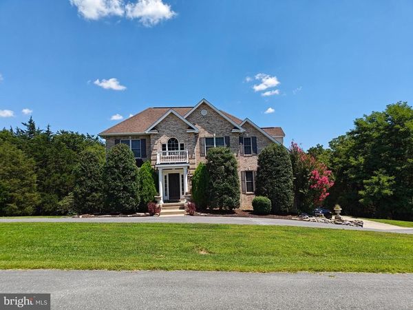 644 BEALL AVE, LURAY, VA 22835