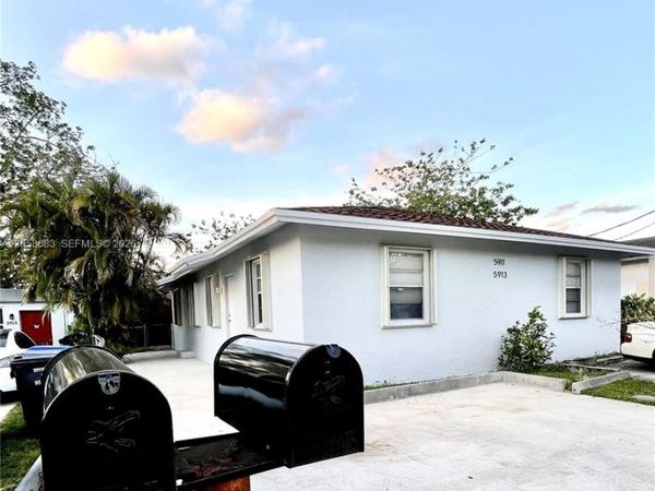 5911 Liberty St , Unit 5913, Hollywood, FL 33021