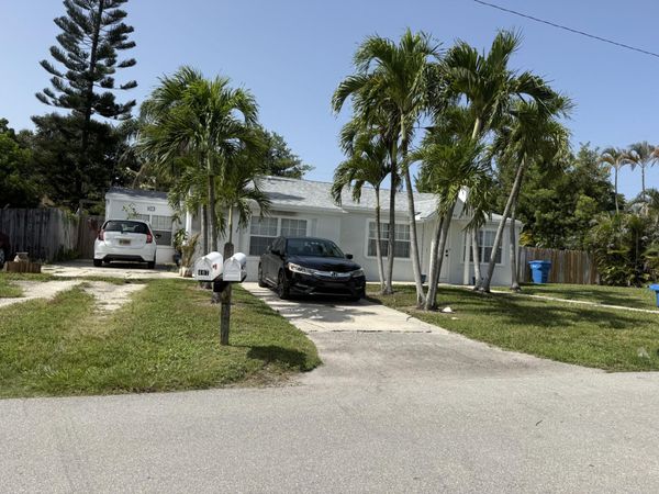 407 W Palm Street, Lantana, FL 33462