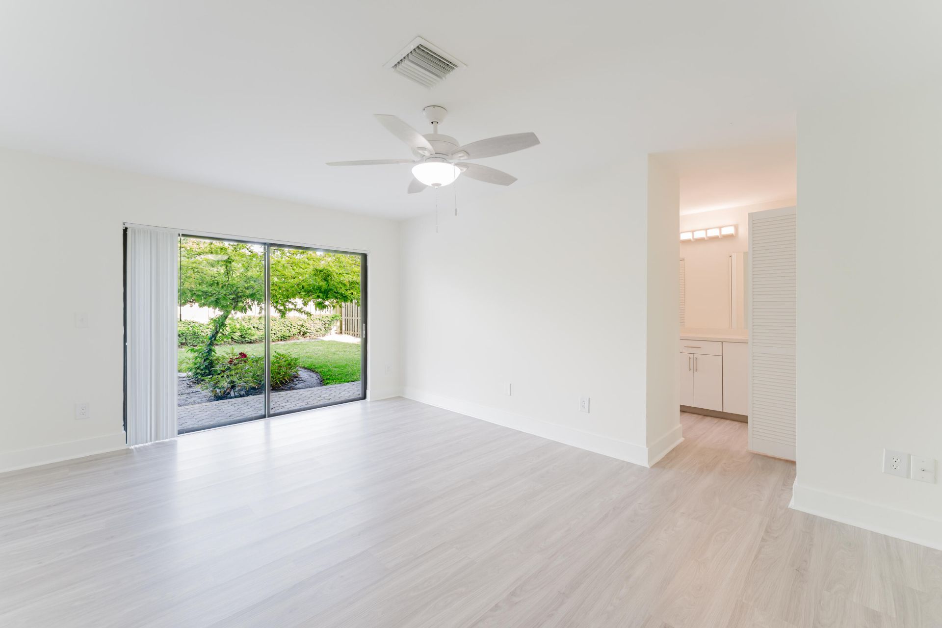 3048 NW 27th Terrace, Boca Raton, FL 33434 Photo