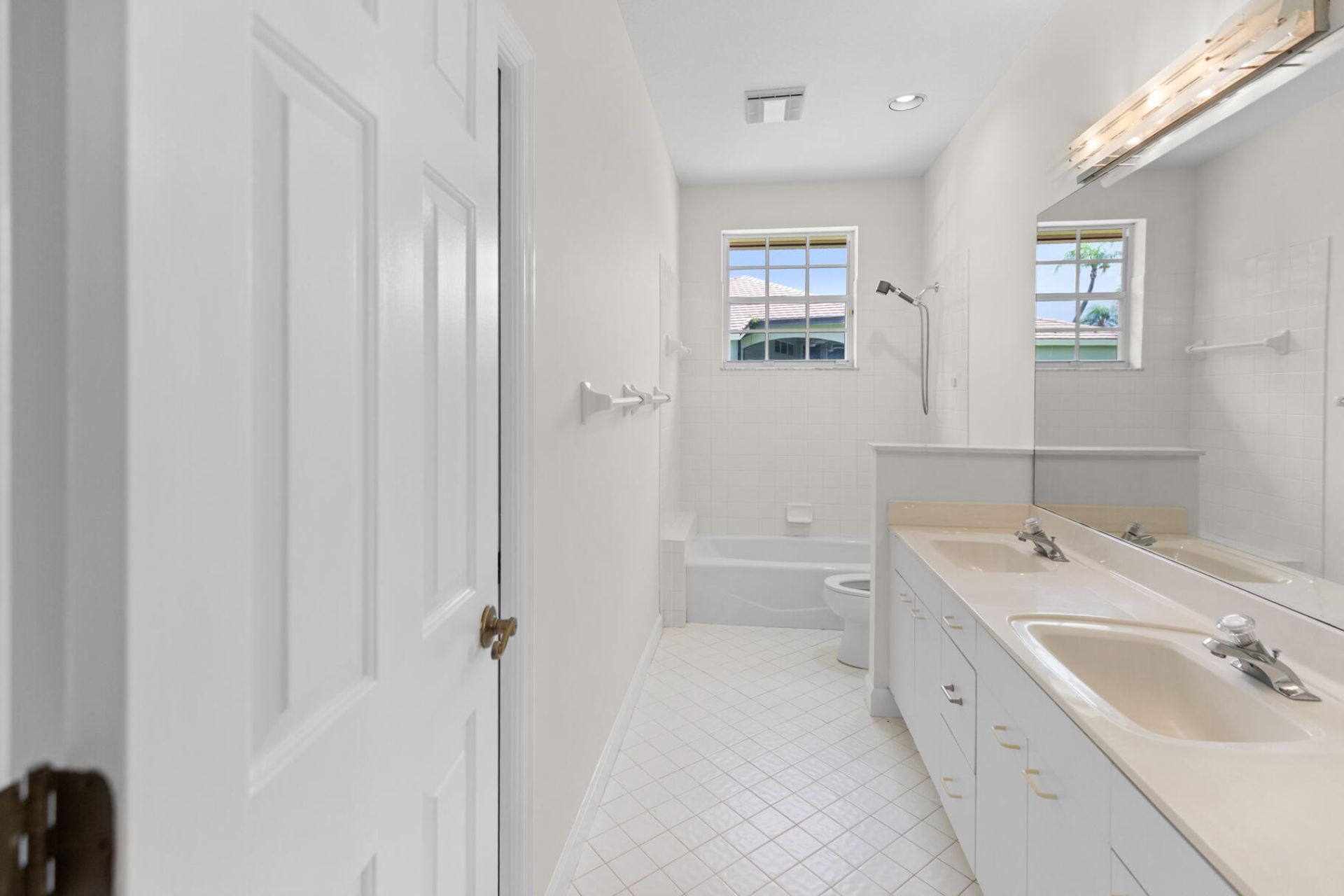 9408 Meadowood Drive, Fort Pierce, FL 34951 Photo
