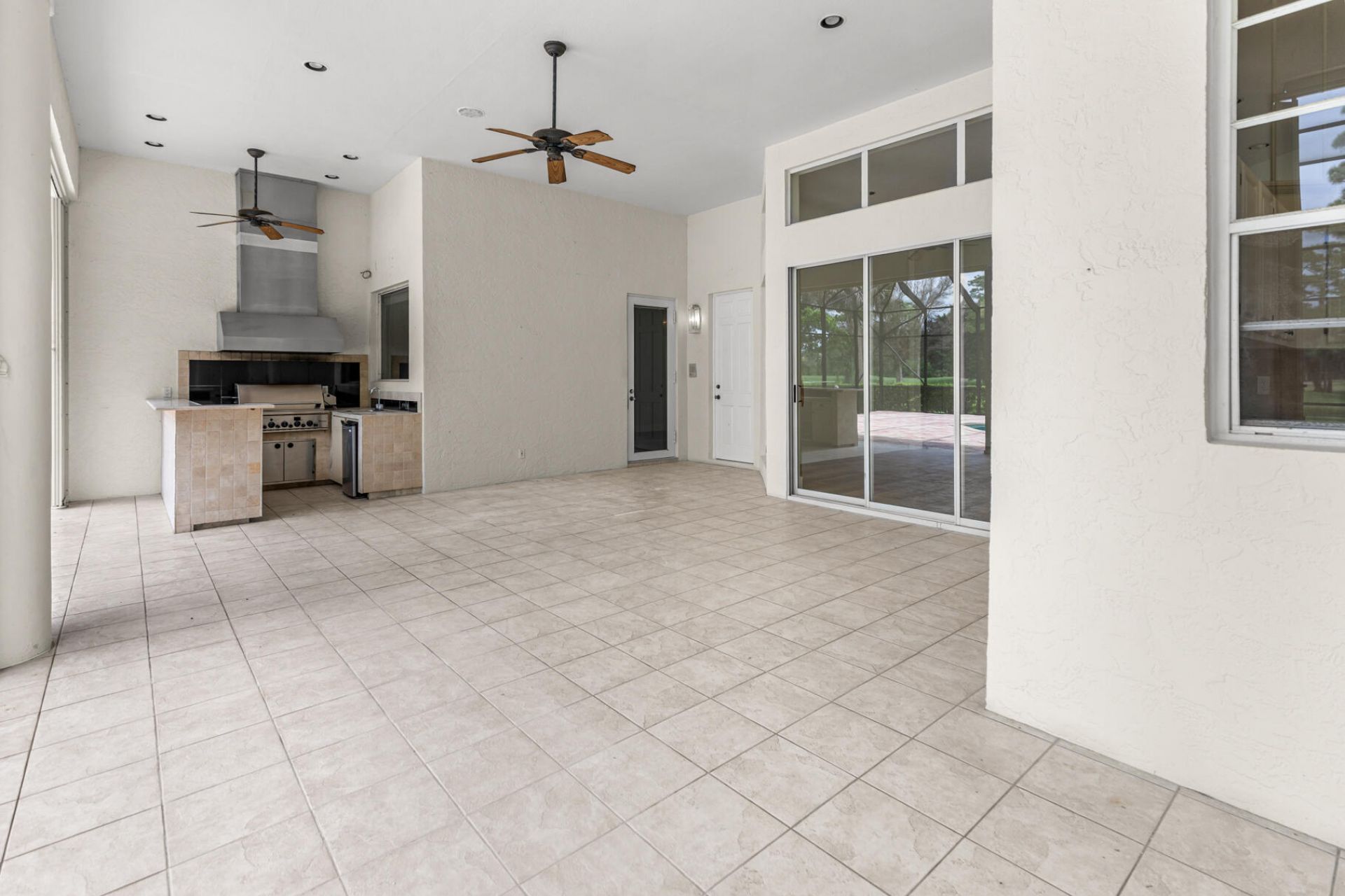 9408 Meadowood Drive, Fort Pierce, FL 34951 Photo