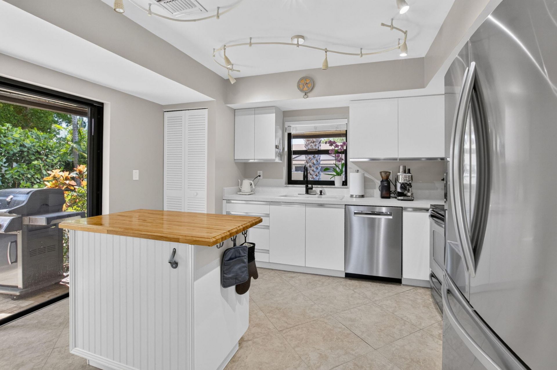 2833 SW 6th Street, Delray Beach, FL 33445 Photo
