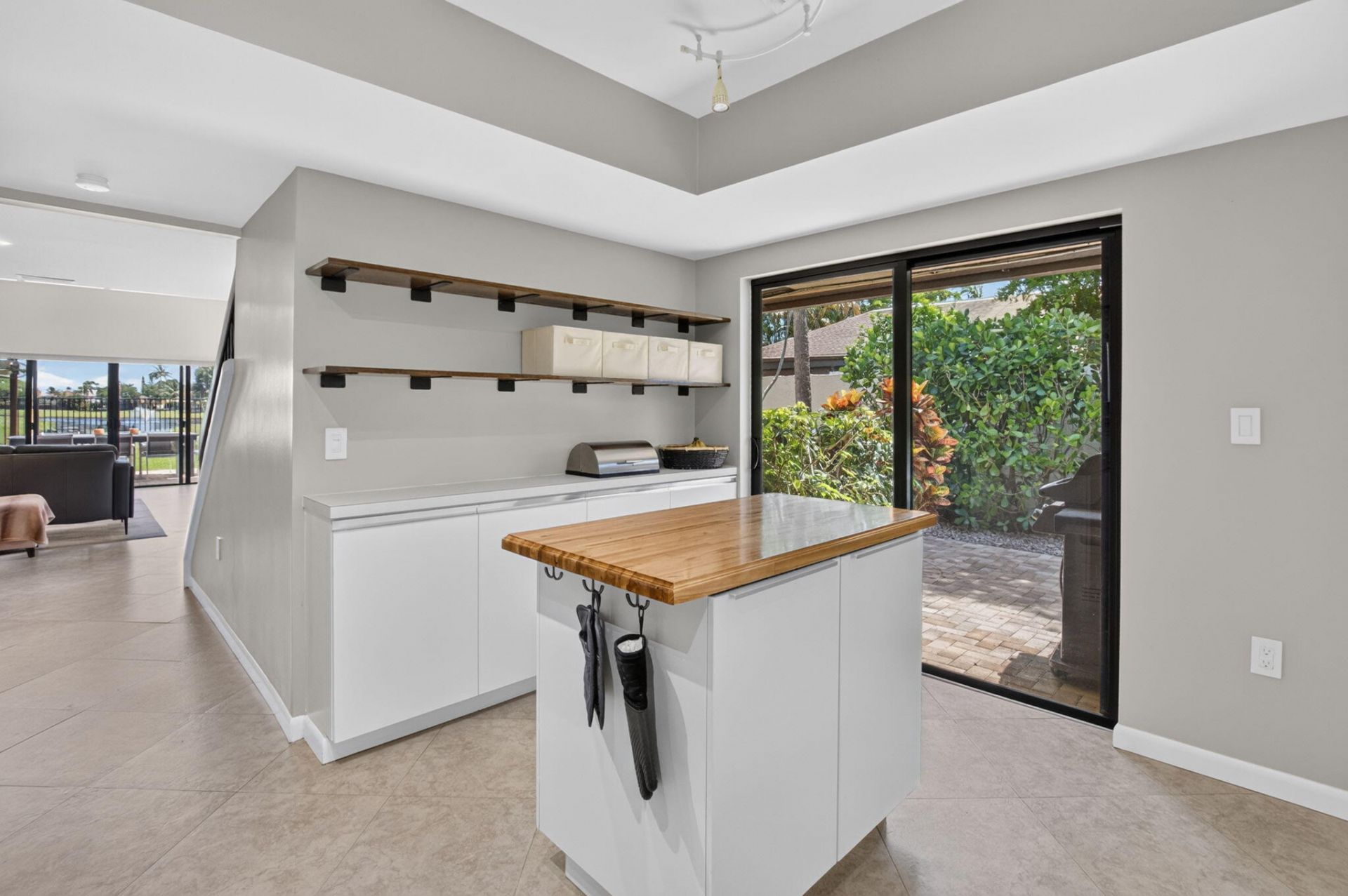 2833 SW 6th Street, Delray Beach, FL 33445 Photo
