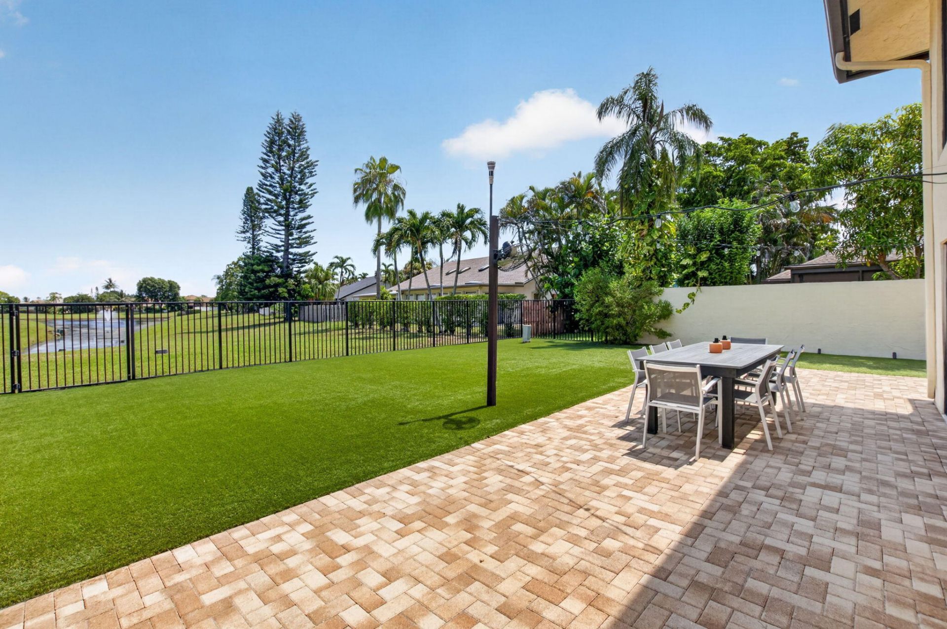 2833 SW 6th Street, Delray Beach, FL 33445 Photo