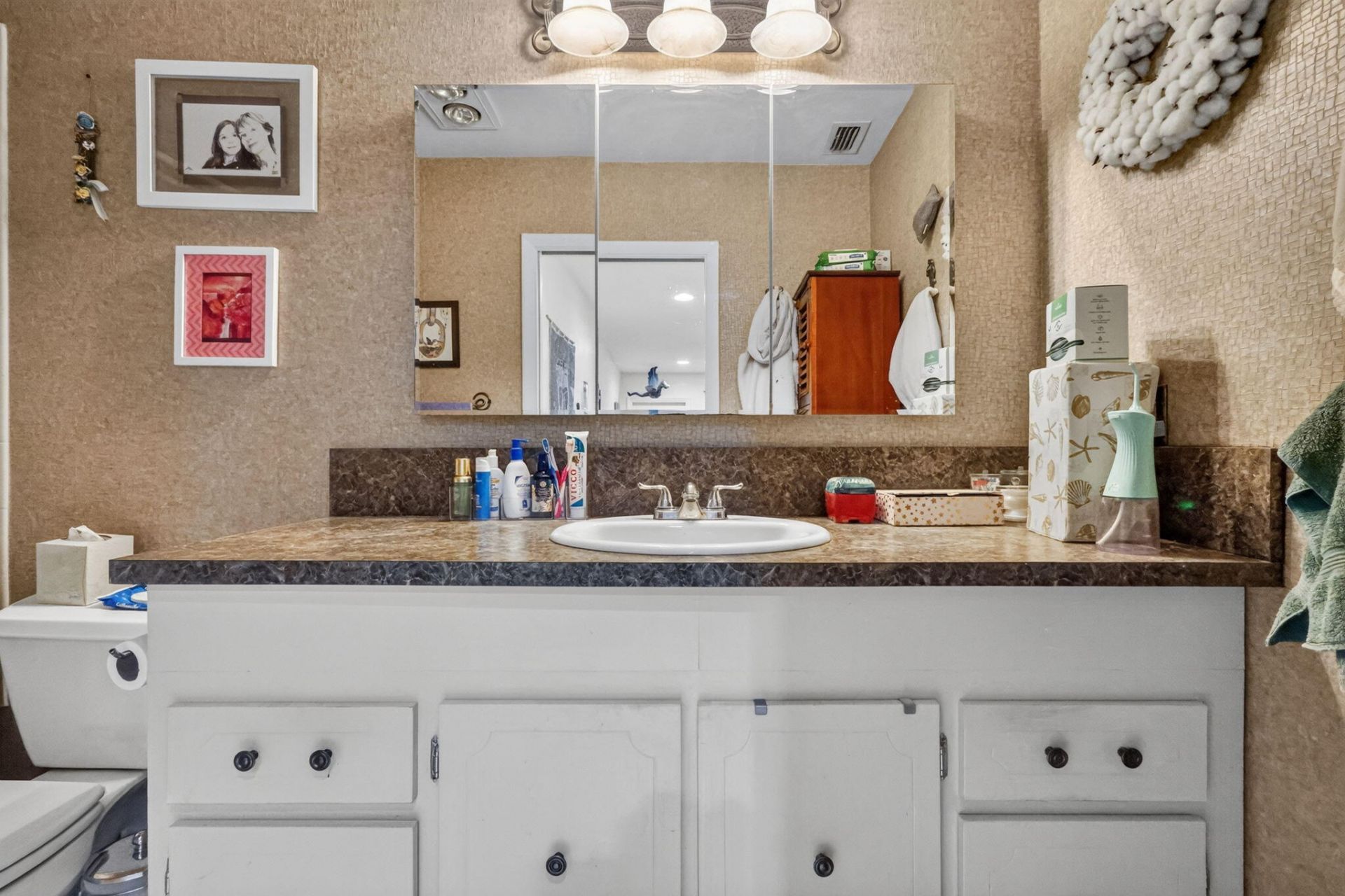 5073 Lakefront Boulevard, Unit B, Delray Beach, FL 33484 Photo