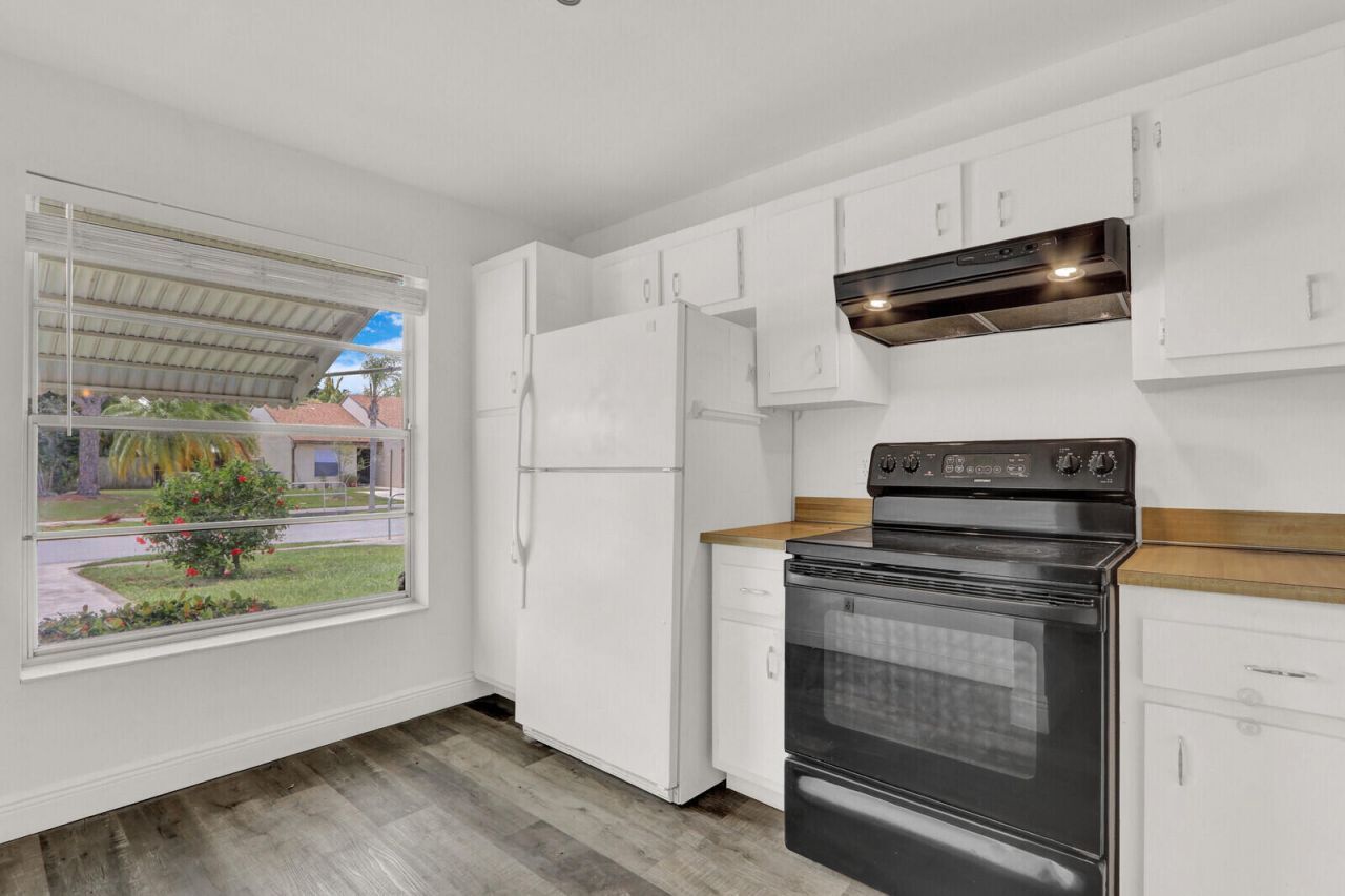 113 Pinewood Court, Jupiter, FL 33458 Photo