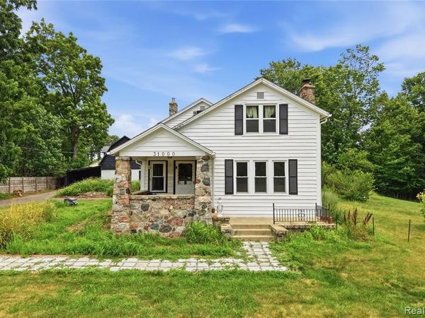 31000 Drake Road , Farmington Hills, MI 48331