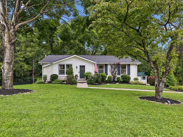 5915 Kinsdale Dr , Nashville, TN 37211