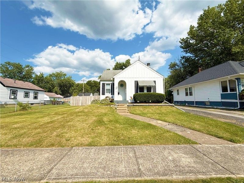342 Concord Avenue, Elyria, OH 44035 Photo 2