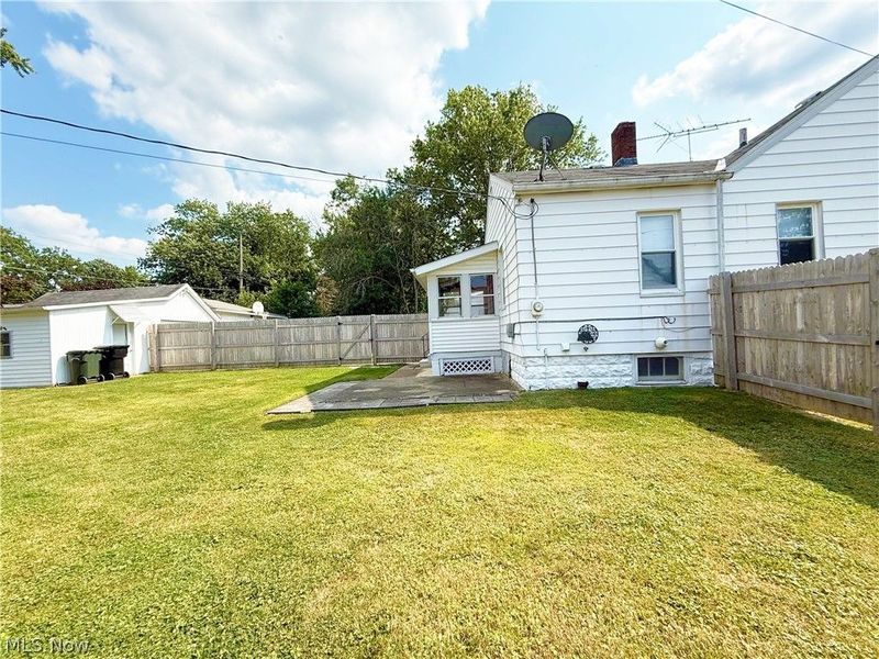 342 Concord Avenue, Elyria, OH 44035 Photo 3