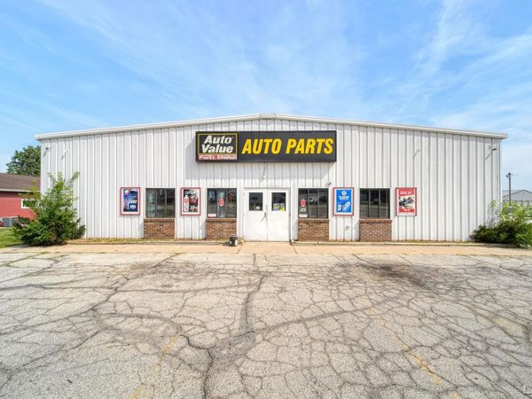2400 E US-223 , Adrian, MI 49221