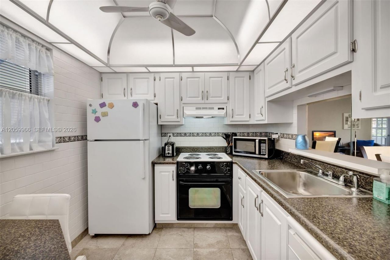 3431 NW 50th Ave , Unit 113, Lauderdale Lakes, FL 33319 Photo