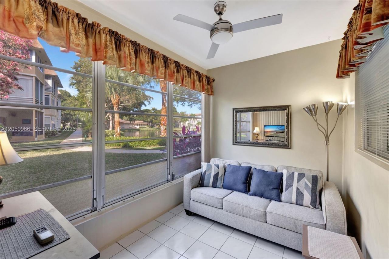 3431 NW 50th Ave , Unit 113, Lauderdale Lakes, FL 33319 Photo