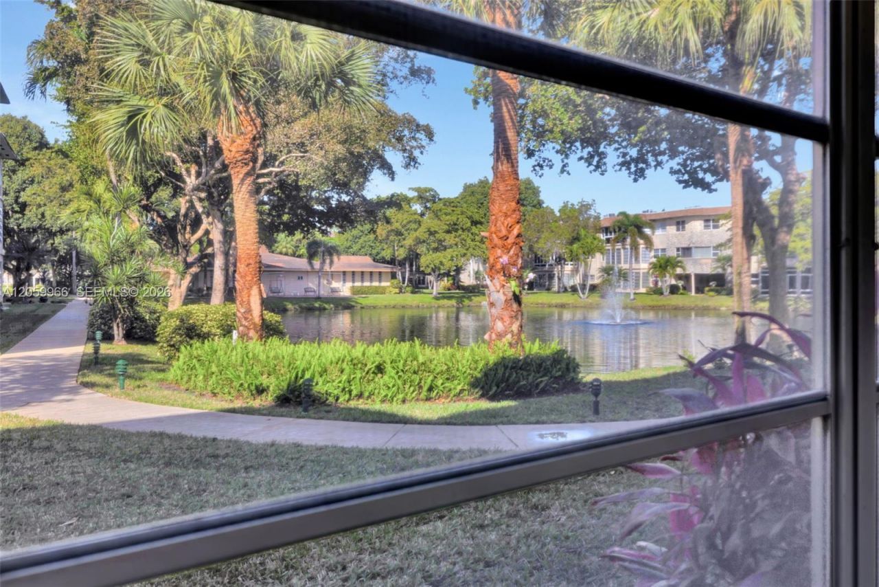 3431 NW 50th Ave , Unit 113, Lauderdale Lakes, FL 33319 Photo