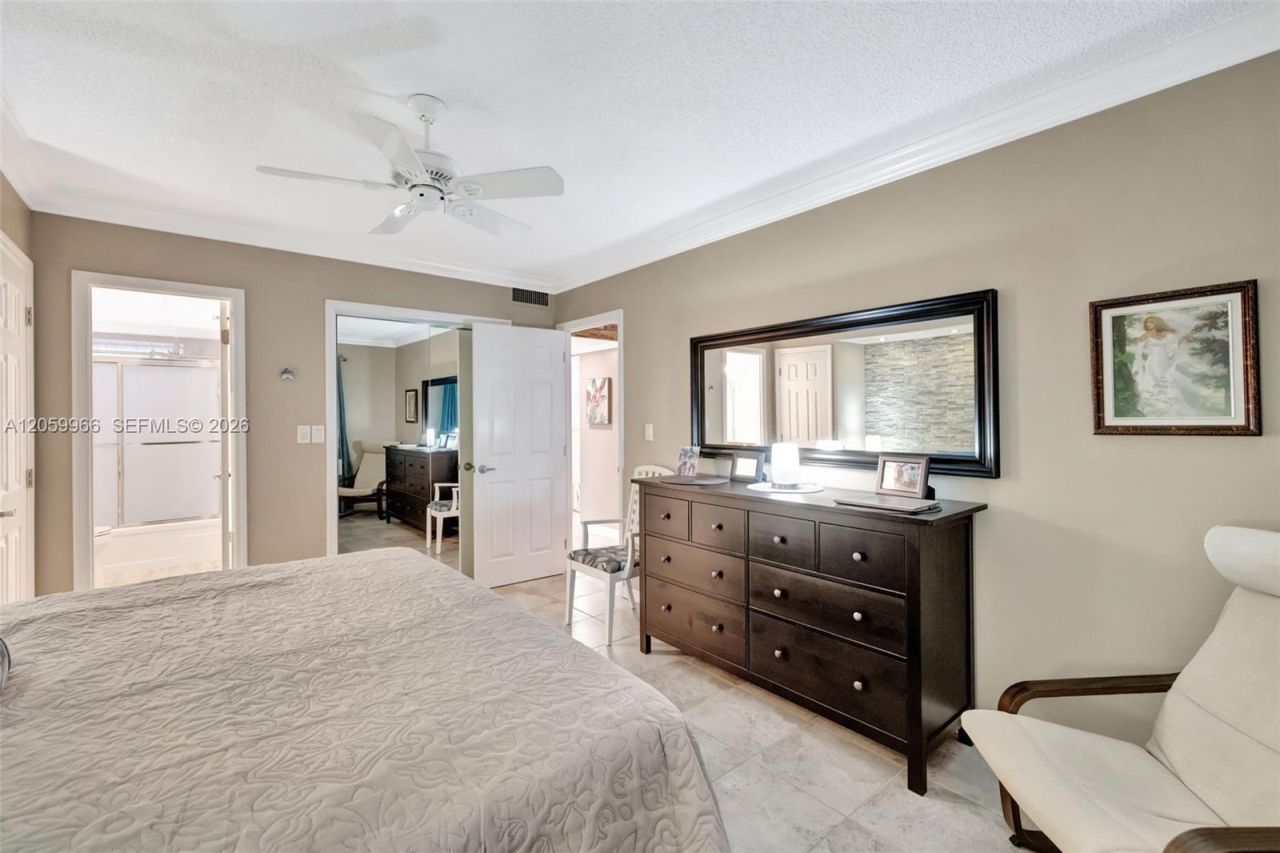 3431 NW 50th Ave , Unit 113, Lauderdale Lakes, FL 33319 Photo